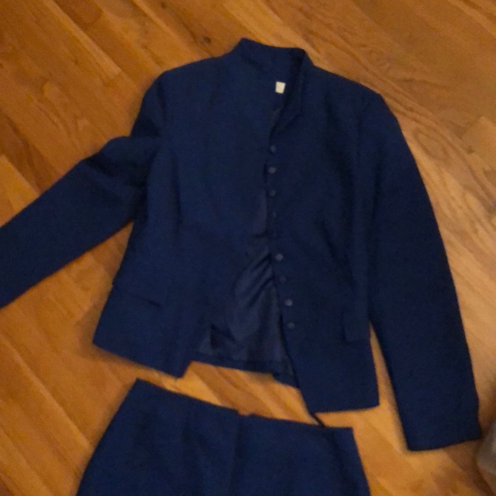 Dark blue skirt suit